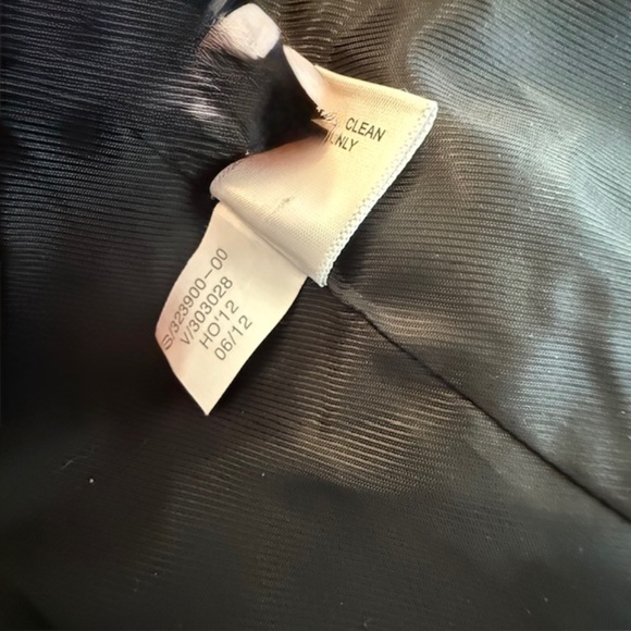 Women's Banana Republic Faux Fur Eye Hook Closure Black Jacket XL -Worn 3X - Picture 9 of 11